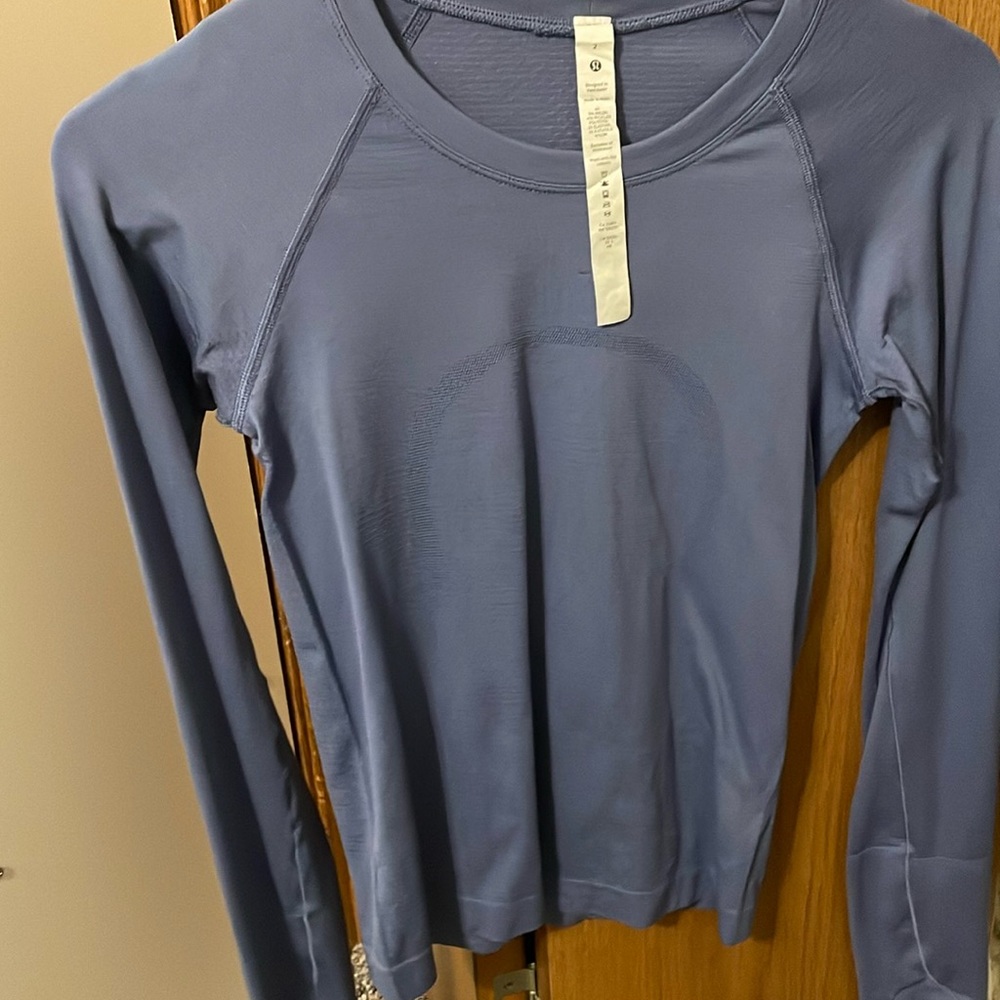 Lululemon swiftly tech size 2
